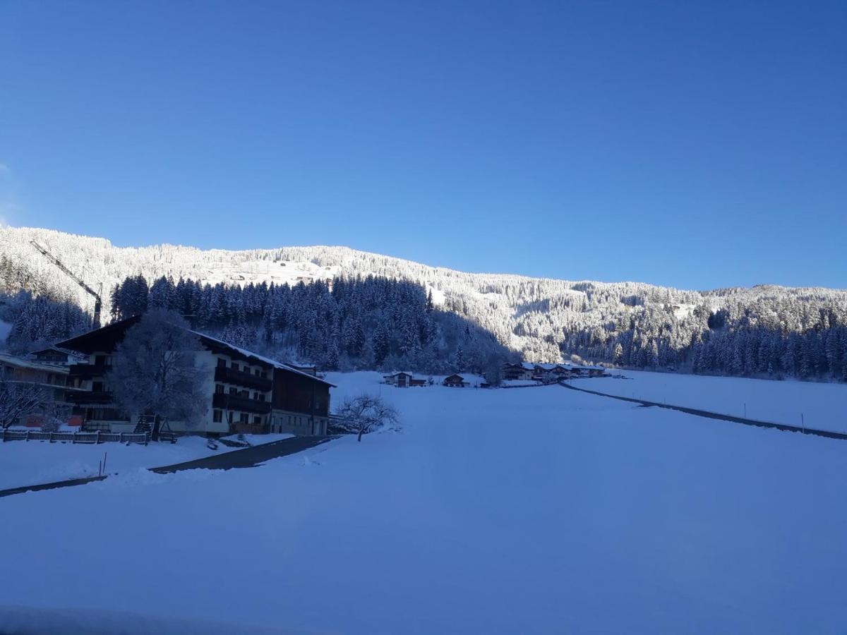 Apartamento Haus Erika Brixen im Thale Exterior foto